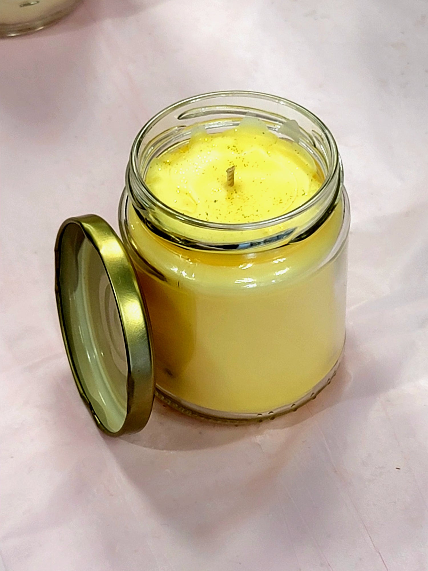 Realistically Scented ICED LEMON COOKIE Candle.